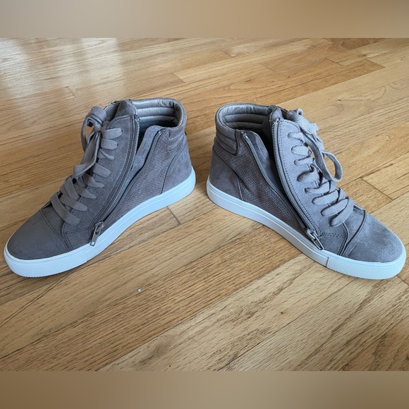 Steve Madden Gray High-Top Sneakers - Picture 7 of 16